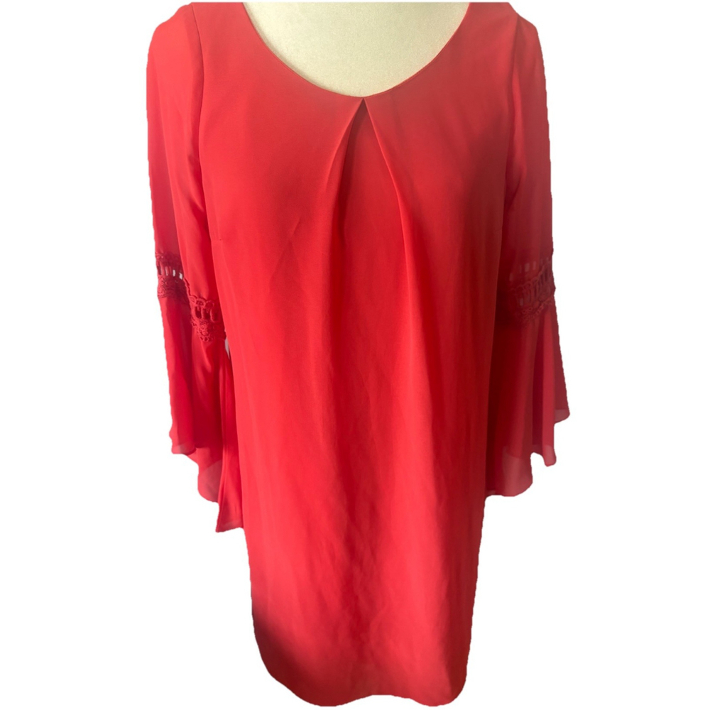 A. Byer coral Shift Dress Bell Sleeve Lace Ruffle Accent Scoop Neck Knee Lined L